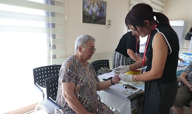 Konak’ın ‘İleri Yaş’ üyelerine ücretsiz sağlık taraması