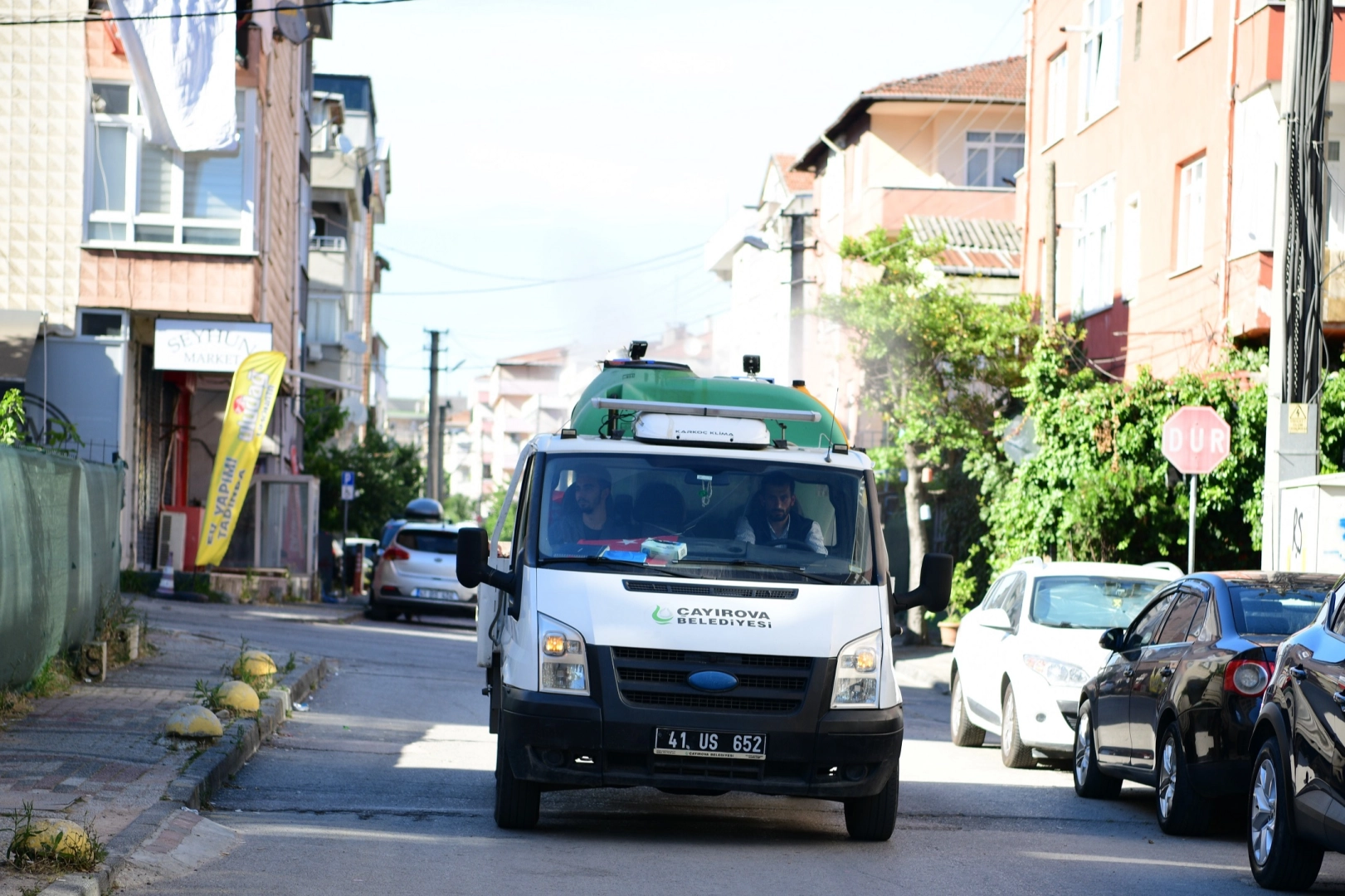 Çayırova’da Vektörle Mücadele Kapsamında İlaçlama Çalışmaları Sürüyor