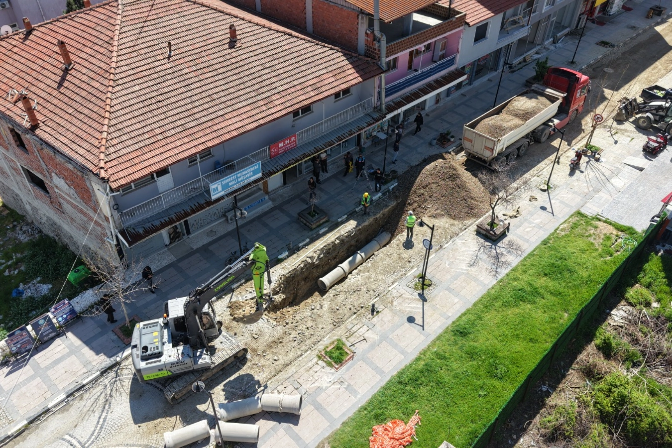 Selendi Yenicami’de 6 Milyon Liralık Altyapı Yatırımı Başladı